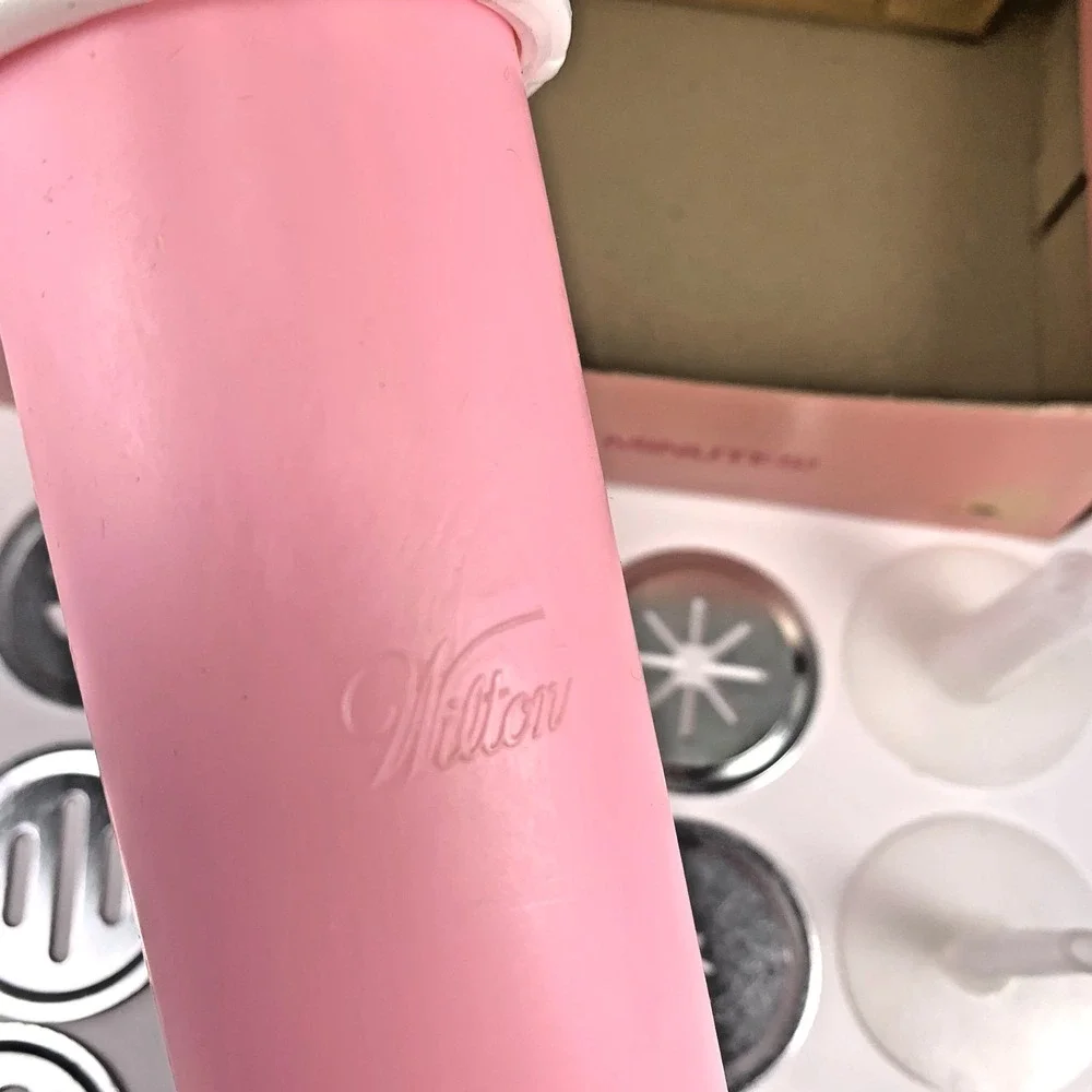Wilton this vintage